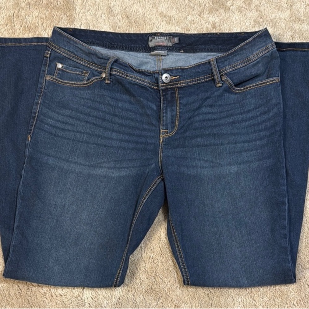 Torrid Luxe Slim Boot Super Stretch Jeans Sz 16 - Picture 3 of 8
